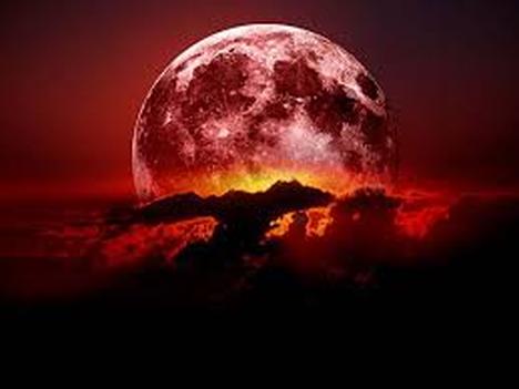 “Cuatro lunas de sangre” entre 2014-15, signo del Apocalipsis para un pastor protestante (en la CNN) 4882053